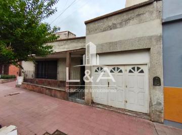 Casa de 8 ambientes, Salta · Casa en Alquiler con 7 Dorm. en Salta Ideal Consultorios