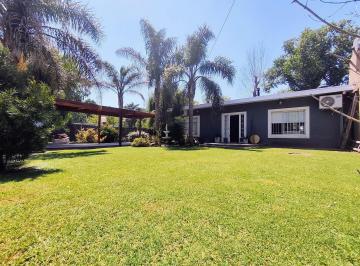 Casa · 108m² · 4 Ambientes · 2 Cocheras · Venta de Casa con Pileta Lote 700 M! Oportunidad! Tortuguitas