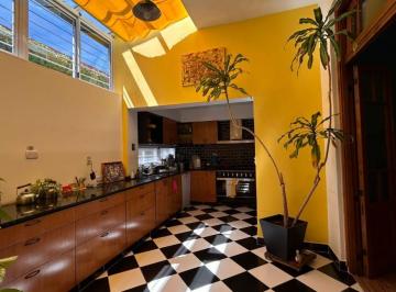 PH de 3 ambientes, Parque Chas · A Nuevo Excelente PH 3/4 Ambientes Super Amplios, Terraza Propia, Baño y Toilette