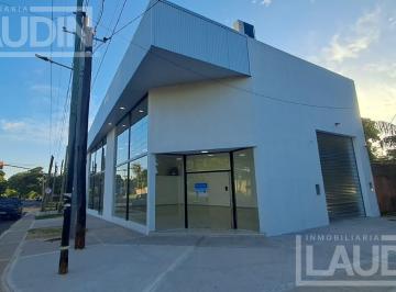 Local comercial · 221m² · 1 Ambiente · Se Alquila Local Comercial Sobre Av Zapiola