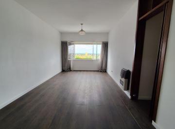 Departamento · 67m² · 4 Ambientes · 1 Cochera · Departamento 4 Amb! Impecable, Apto Crédito Listo Para Mudarte!