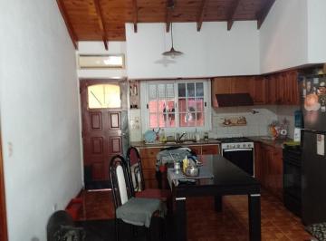 PH · 80m² · 3 Ambientes · PH en Moron Sur