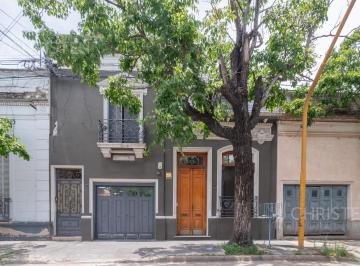 Guemes 3700 · Casa en Venta en Barrio Candioti Norte a m de Boulevard Gálvez