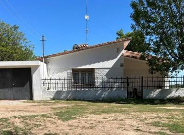Casa de 4 ambientes, Villa San Isidro · Casa 3 Dorm. - Cerca del Río