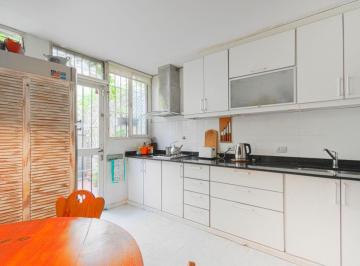 PH de 5 ambientes, Vicente López · Triplex en Venta Vicente Lopez 6 Ambientes Cochera y Pileta