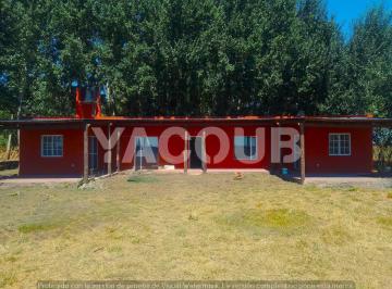 Quinta vacacional · 120m² · 6 Ambientes · Quinta de 4 Dorm. - 170 m² Construídos - 2.700 m² - Zona Base Aérea, Tandil
