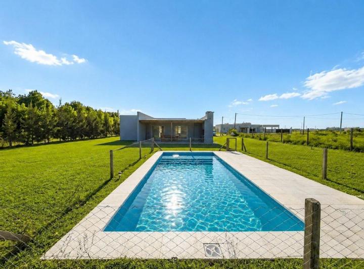 Casa · 120m² · 2 Ambientes · 1 Cochera