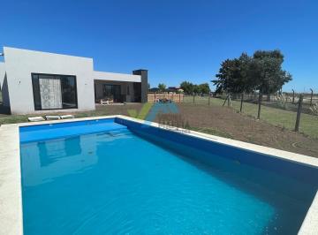 Casa · 173m² · 4 Ambientes · 2 Cocheras · Casa en Venta en San Sebastian - Area 1, San Sebastian, Escobar