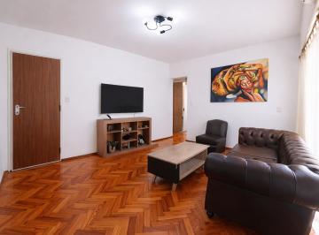 Departamento de 3 ambientes, Constitución · Departamento Reciclado a Nuevo en Ubicación Estratégica
