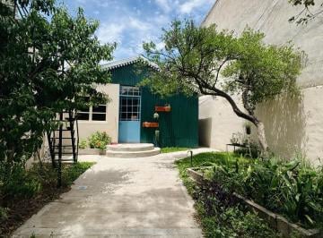 Casa · 155m² · 4 Ambientes · 2 Cocheras · Casa y Local en Venta en Beccar