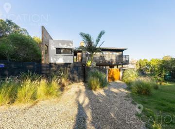 Casa · 183m² · 4 Ambientes · Alquiler Venta Casa 3 Dorm. Santa Monica Jose Ignacio