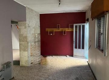 PH · 102m² · 5 Ambientes · PH en Lomas de Zamora Oeste