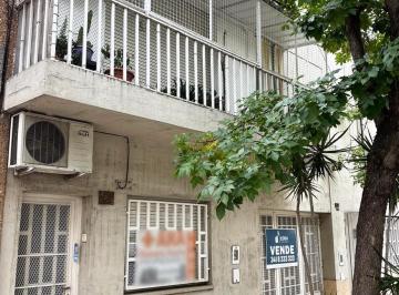 Casa · 51m² · 1 Dormitorio · 1 Cochera · Casa en Echesortu