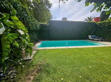Casa · 130m² · 4 Ambientes · Casa en Venta en Beccar