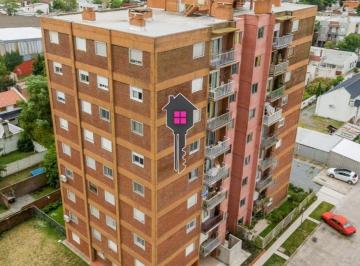 Departamento · 75m² · 4 Ambientes · 1 Cochera · Departamento a La Venta