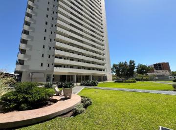 Departamento · 98m² · 4 Ambientes · 1 Cochera · General Paz 2 Dorm. con Gran Vista y Cochera en Cardinales Nuevo