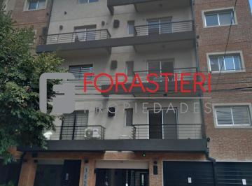 Departamento · 50m² · 2 Ambientes · Departamento en S. Fer. - Vias/centro