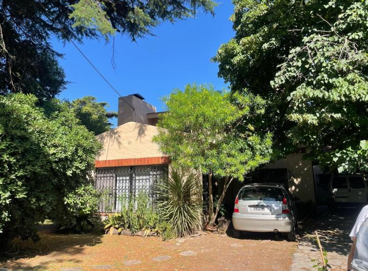 Casa · 310m² · 6 Ambientes