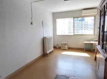 Departamento · 70m² · 5 Ambientes · Departamento en Centro