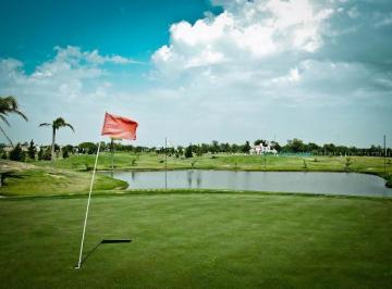 Terreno · 1500m² · Terreno en Venta en Cañuelas Country Golf (Lote Central)