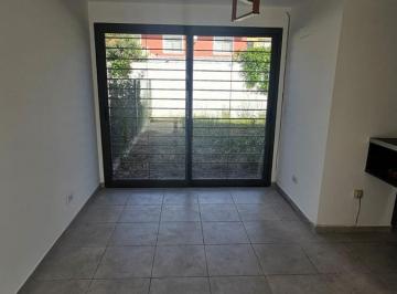 Casa · 104m² · 5 Ambientes · 2 Cocheras · Duplex en Venta en Housing Inaudi Apto Credito