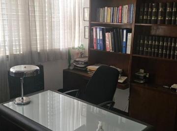 Oficina comercial · 75m² · 5 Ambientes · 1 Cochera · Oficina en Ituzaingó 94 Piso5