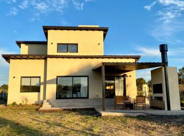Casa de 4 ambientes, Mar del Plata · Venta Chalet en Santa Isabel Chapadmalal con Gran Parque