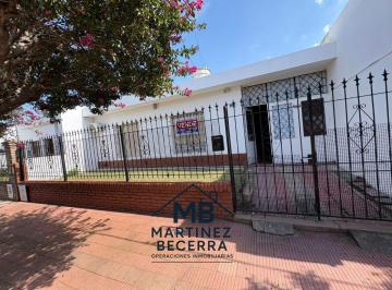 Casa de 4 ambientes, Córdoba · Casa en Venta - B° Observatorio - Usd$70.000 - Apta Crédito
