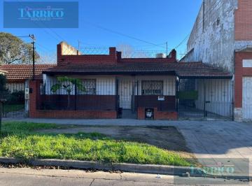 Casa · 113m² · 3 Ambientes · 1 Cochera · Casa en Temperley Este