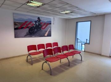Local comercial · 200m² · Córdoba, Villa Azalais, Juan B. Justo Al 5000