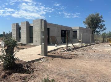 Casa · 91m² · 3 Dormitorios · 1 Cochera · Casas en Venta