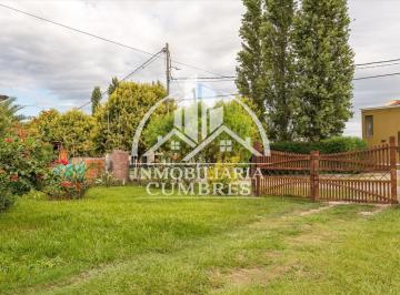 Casa · 200m² · 4 Ambientes · 2 Cocheras · Casa en Cerrillos