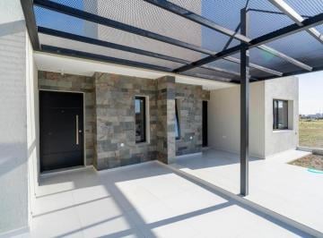 Casa · 180m² · 3 Ambientes · 1 Cochera · Duplex Docta Av Etapa 5 Manzana 94 Lote 25