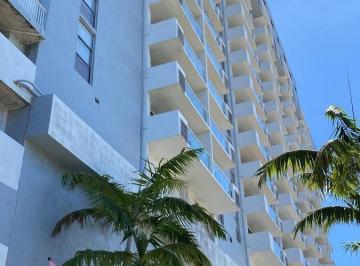 Departamento · 70m² · 2 Ambientes · Departamento en North Miami Beach