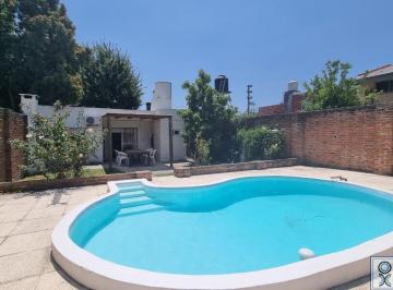 Casa · 96m² · 3 Ambientes · 1 Cochera · Casa en Venta Apta Crédito Bancario! en Manuel Alberti, Calle Los Sauces, Pilar.