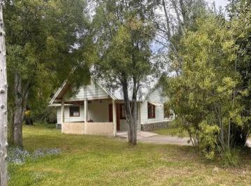 Casa · 110m² · 3 Ambientes · 1 Cochera · Venta Casa Villa La Angostura