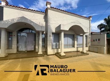 Local comercial · 160m² · 4 Ambientes · Alquiler Local en Ciudad Evita - Salon