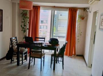 Departamento de 3 ambientes, Villa Urquiza · 3 Amb con Balcon y Cocina Separada