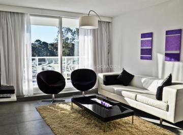 Foto1 · En Venta Apartamento Iluminado de 1 Dormitorio y Medio en Roosevelt, Punta del Este.