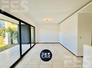 Departamento · 43m² · 2 Ambientes · 1 Cochera · Venta Departamento 2 Amb Pb con Jardin Apto Credito Canning - Espacio Las Cavas