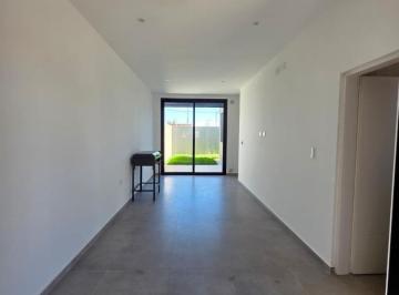 Casa · 80m² · 3 Ambientes · 1 Cochera · Venta Duplex 2 Dorm. 2 Baños Rincones Manantiales