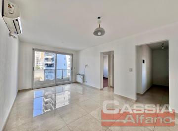 Departamento · 48m² · 2 Ambientes · 1 Cochera · Departamento - Banfield Este