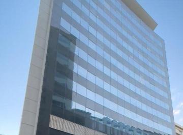 Oficina comercial · 320m² · 2 Cocheras · Oficina en Plaza Independencia