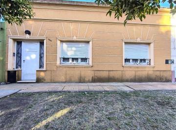 Casa · 84m² · 3 Ambientes · Casa en Venta - 2 Dorm. 1 Baño - San Carlos