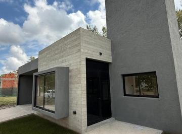Casa · 189m² · 5 Ambientes · 2 Cocheras · Casa a Estrenar en Tejas 4 – 3 Dorm., Quincho y Cochera Doble | Villa Carlos Paz