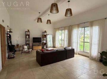 Casa · 177m² · 5 Ambientes · 2 Cocheras · Venta Casa - Barrio Los Alcanfores - Pilar