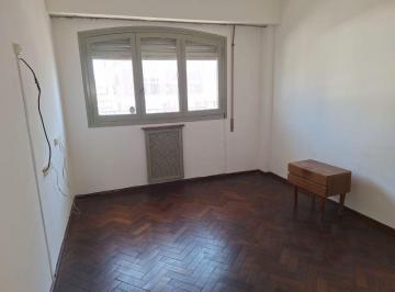 Departamento de 4 ambientes, Rosario · Ricardone 42 06 02 - Centro