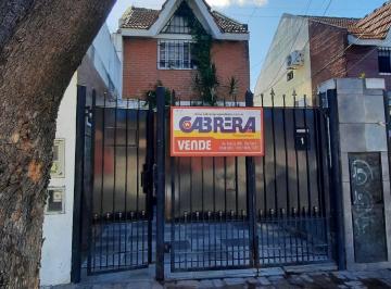 Casa · 63m² · 3 Ambientes · 1 Cochera · PH - Remedios de Escalada