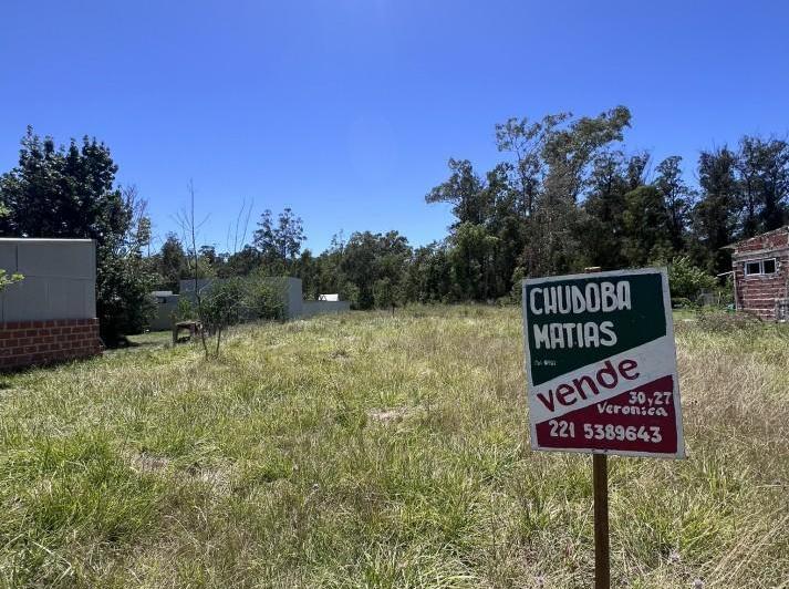 Terreno · 1200m²