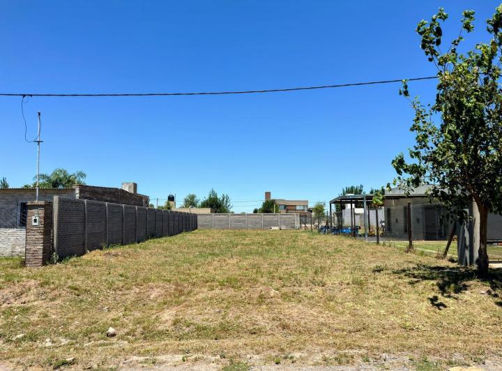 Terreno · 400m²
